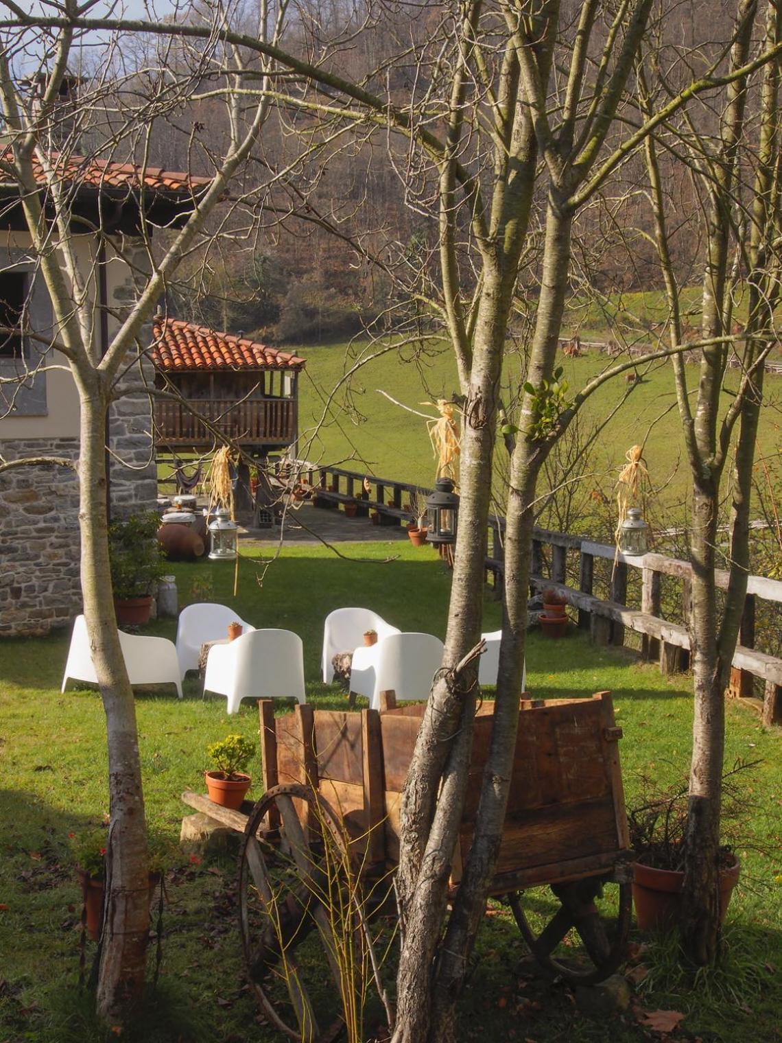 Hotel Casona De El Castaniu Serrapio Esterno foto
